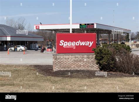 imagen complemento Apretar speedway gas station logo ideología Tarjeta ...