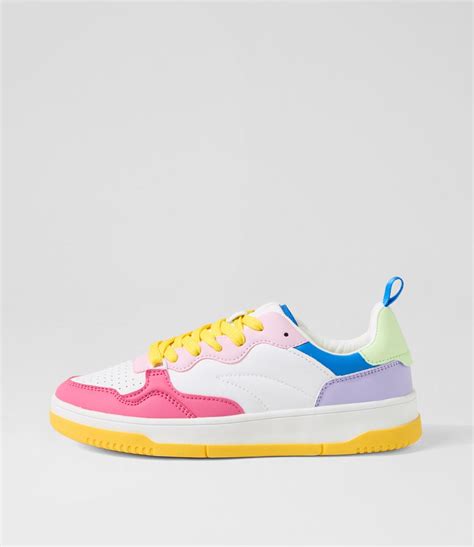 Women's Sneakers Online - Williams Shoes