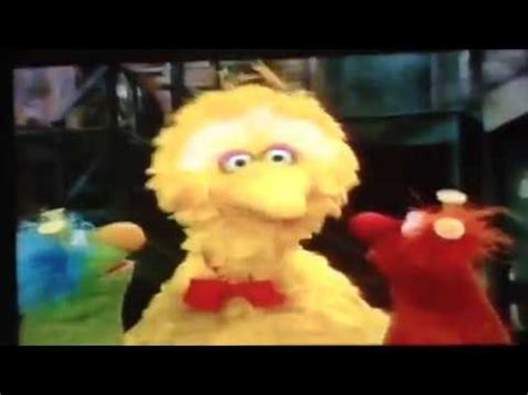 Big Bird Sesame Street Sing Yourself Silly