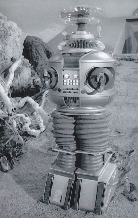 ROBOT: Lost in Space: 1965 - 1968