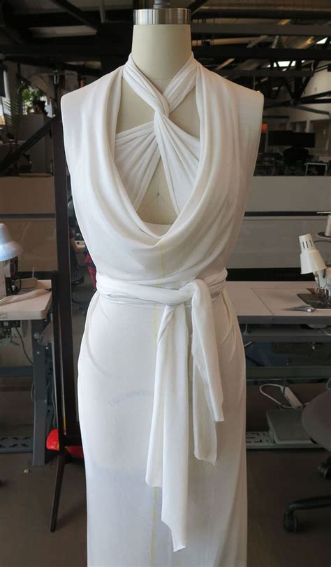 Pin By Emma On Cowls Fashion Draping Fashion Fashion Mannequin