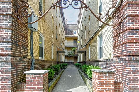 Kings Manor Apartments 519 W King St Philadelphia Pa For Rent Rent