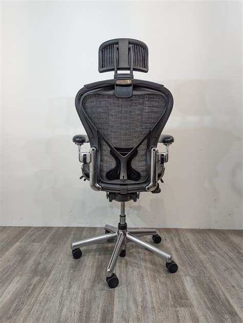 Used Herman Miller Executive Aeron Mesh Office Chair Posturefit