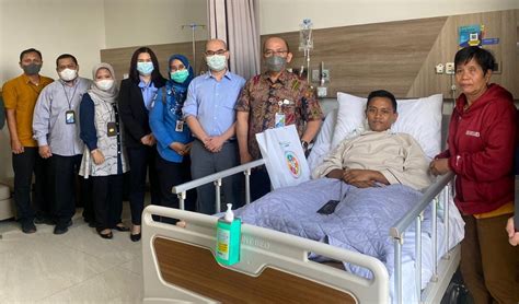 Kunjungi Korban Kecelakaan Kerja Di Rs Mandaya Royal Hospital Bpjs