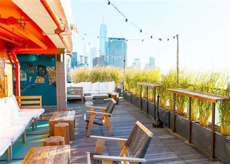 15 Rooftop Restaurants in New York City With a Killer View