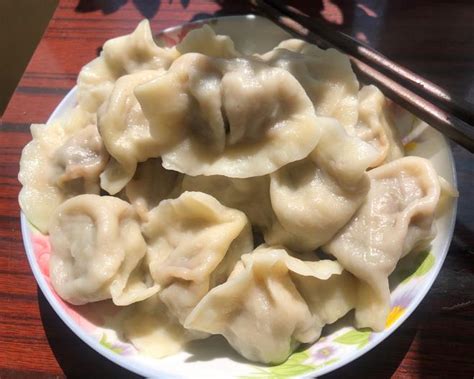 【香椿水饺的做法步骤图，香椿水饺怎么做好吃】米多的阿姨下厨房