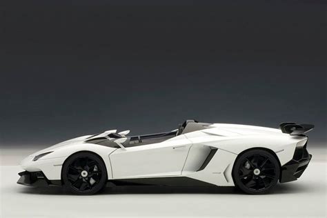 Lamborghini Aventador J 118 Scale Model Autoevolution