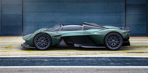 Aston Martin Valkyrie Spider Le Roadster Extrême Auto Illustré Le