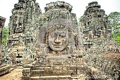 Angkor Wat Statues Stock Image | CartoonDealer.com #36885853