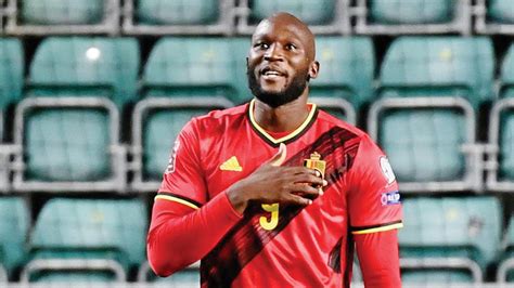 Romelu Lukaku Nets Two For Belgium Italy Held