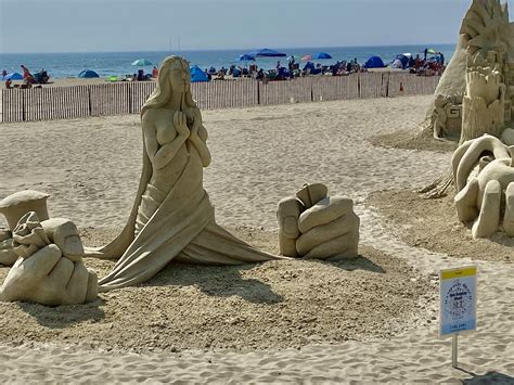 Sand Sculptures Contest At Hampton Beach Team Amirault S Travel Blog