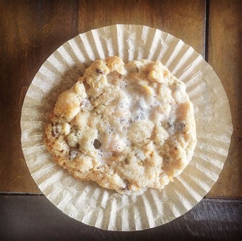 Cornflake Chocolate Chip Marshmallow Cookies {momofuku} Food Snob