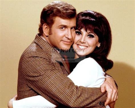 Marlo Thomas And Ted Bessell In Tv Show That Girl 8x10 Publicity Photo Ep 619 Ebay