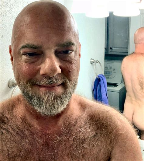 Fag Christopher Likes To Share Nude Pics XHamster