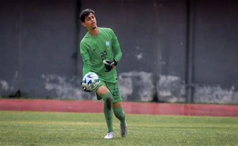 Goleiro Da Base Do Bahia Convocado Para Sele O Brasileira Sub