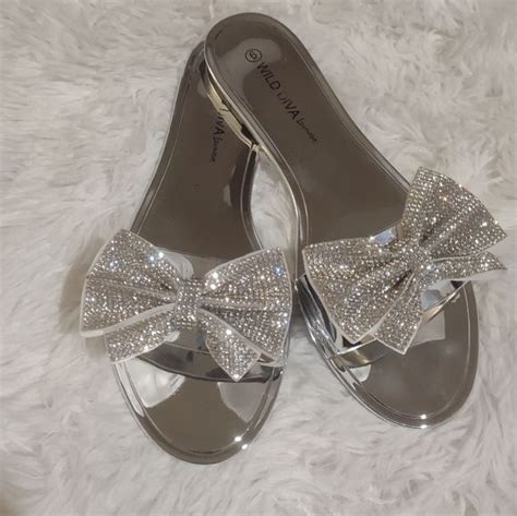 Silver Rhinestone Bow Slide Sandals Size 5and6 Left 🩷 Nwb In 2024 Wild