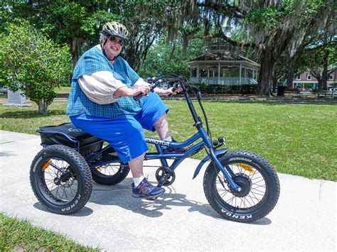 The Best Electric Trike For Summer Adventures A Comparion Of Addmotor M 360 And Emojo Caddy Pro