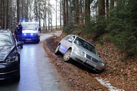 Wilde Verfolgungsjagd Endet Im Stra Engraben Radio Chemnitz