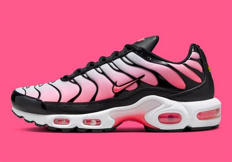 Nike Air Max Plus Hot Punch DZ3670 002 SneakerNews