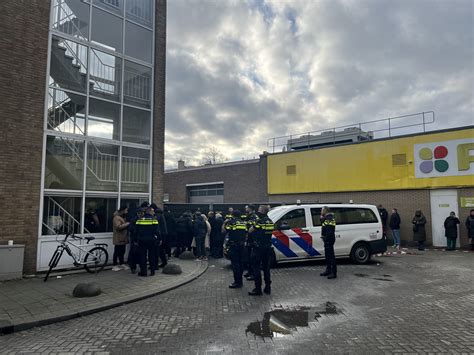 Lichaam Gevonden Tussen Puin Na Explosie Schammenkamp Rotterdam 112