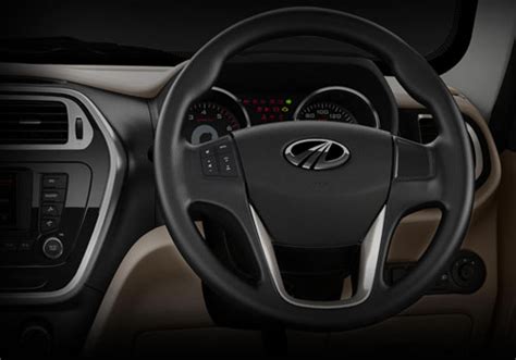 Mahindra TUV 300 Steering Wheel Interior Picture | CarKhabri.com