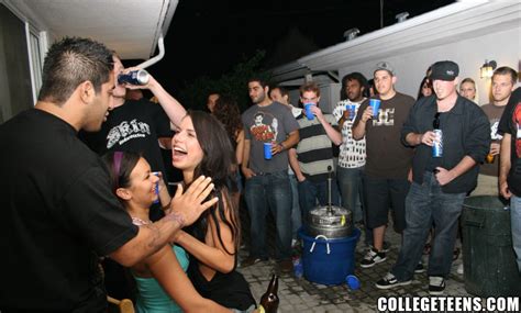 Drunk And Horny Amateur Chicks Stripping And Fucking At House Party