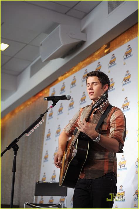 Nick Jonas Chewy Superstar Concert Photo 420887 Photo Gallery