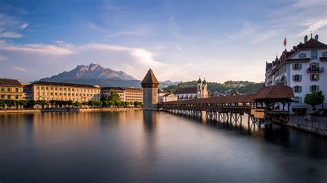 swisskyline ch Luzern Kapellbrücke bei Sonnenuntergang online kaufen