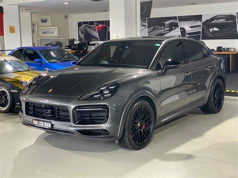 2021 Porsche Cayenne GTS Coupe