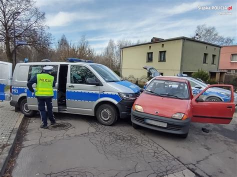 Pościg za seicento 22 latek miał sądowy zakaz kierowania a przy