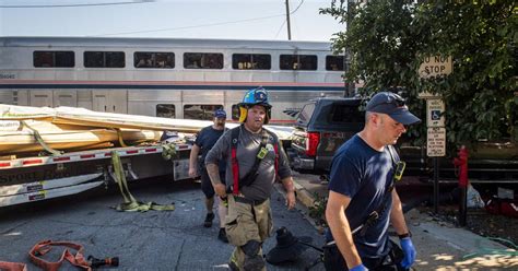 In Photos Amtrak Train Hits Tractor Trailer At Brunswick Marc Station