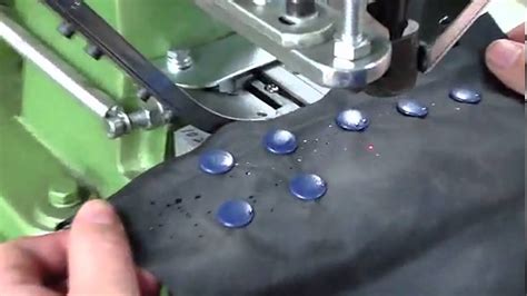 Snap Fastener Plastic Button Automatic Attaching Machine Youtube