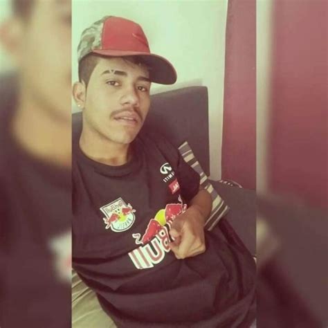 Jovem Assassinado A Tiros No Bairro Moreninhas Not Cias De Campo