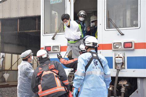 【茨城新聞】関東鉄道が大地震想定訓練 列車の乗客救護や避難誘導 茨城・常総で