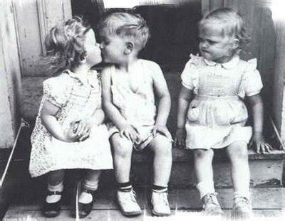 Kids Kissing Shot | Funny Pics,Funny Animals, Funny Moments, Funny Kids ...