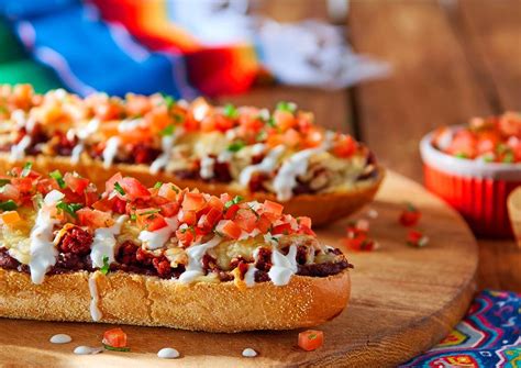 Molletes de Chorizo Receta de V&V Supremo®- Cookpad