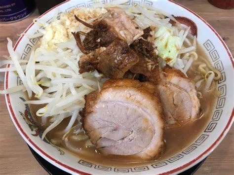 『大ラーメン 880円』豚山 大船店のレビュー ラーメンデータベース