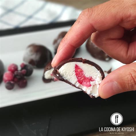 Bombones De Mousse De Yogurt Y CorazÓn De Frambuesa La Cocina De Kiyoshi