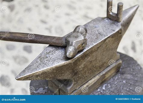 Metal Anvil And Hammer Stock Image Image Of Farrier 66655865