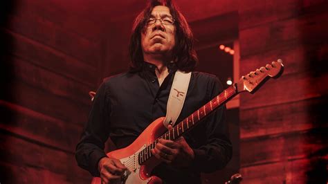 Tomo Fujita What You Can Learn From The Berklee Professor And John Mayer Mentor Guitar World