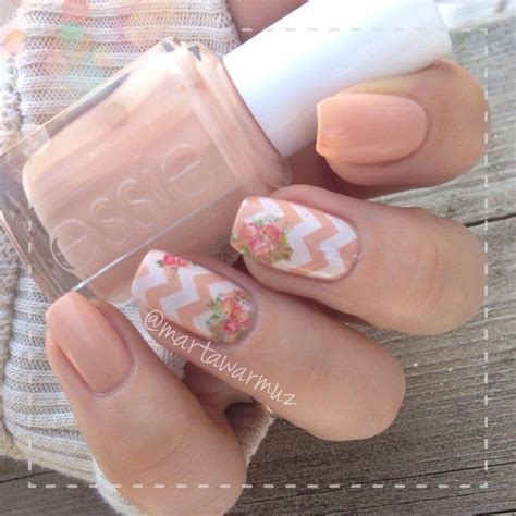 Essie Perennial Chic Nail Design