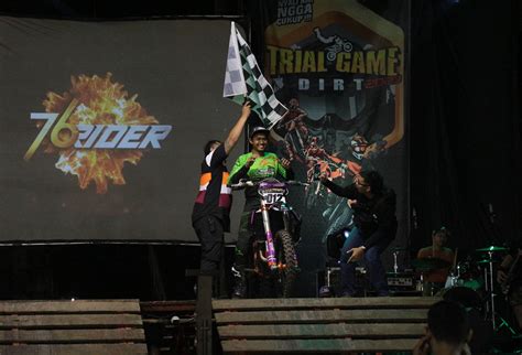 Trial Game Dirt Lantian Juan Sabet Gelar Juara Umum Seri