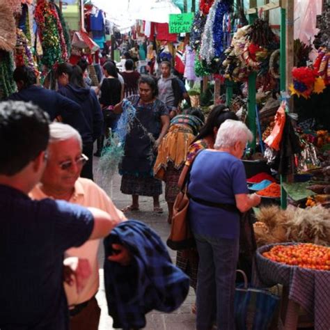 Los Bazares Navide Os Llegar N A Cuatro Lugares De La Ciudad De