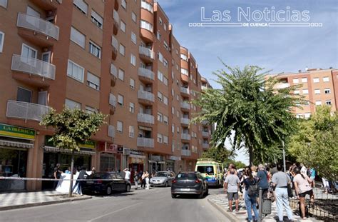 Fallece Una Mujer Al Precipitarse Desde Un Piso En Cuenca Las