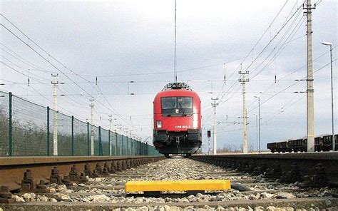 etcs awaiting signaling system  rail network ekathimerinicom