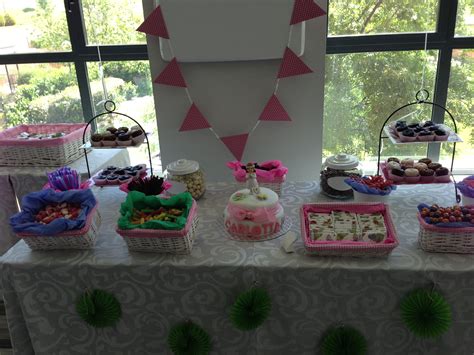 Candy bar Candy Bar, Table Decorations, Cake, Desserts, Food, Home ...