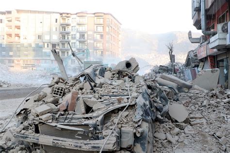 Hatay da depremde zarar gören araçların hasar tespit kayıtları başladı