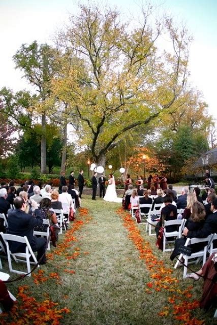 61 Awesome Outdoor Décor Fall Wedding Ideas Weddingomania