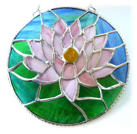 Water Lily Stained Glass Suncatcher The British Craft House Stained Glass Stained Glass