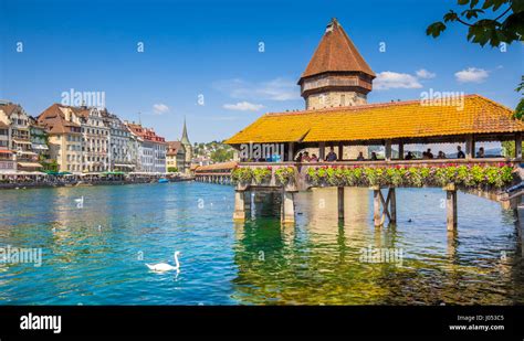 Centro storico della città di Lucerna con il famoso Ponte della